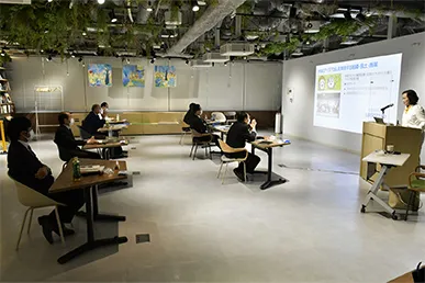 Holding diversity  lectures