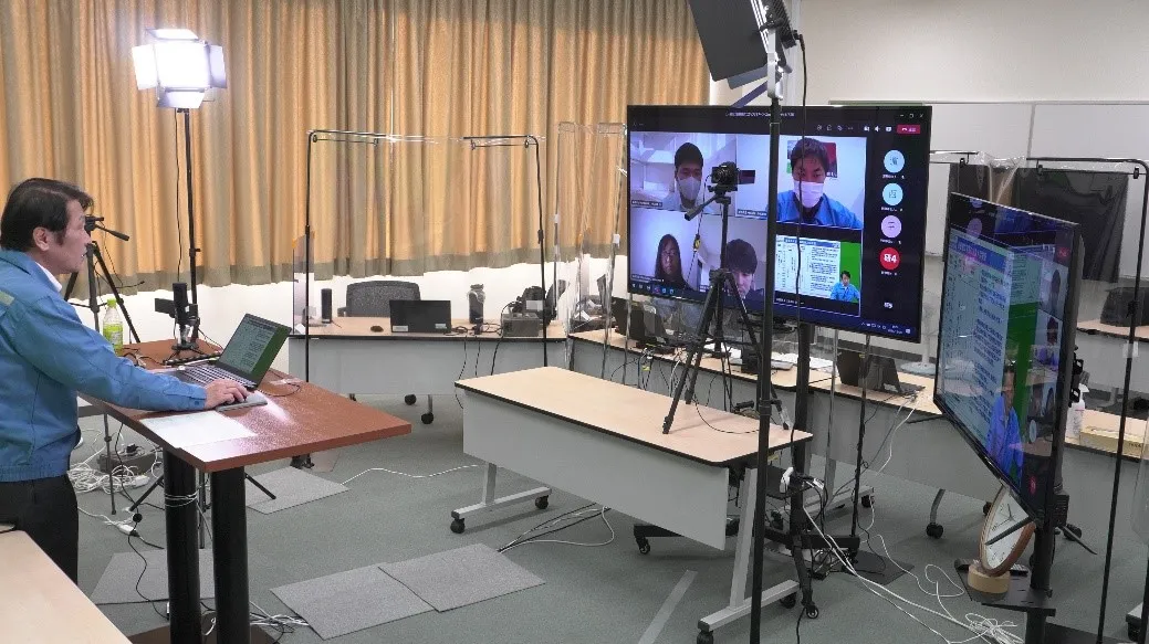 Online class delivery screen